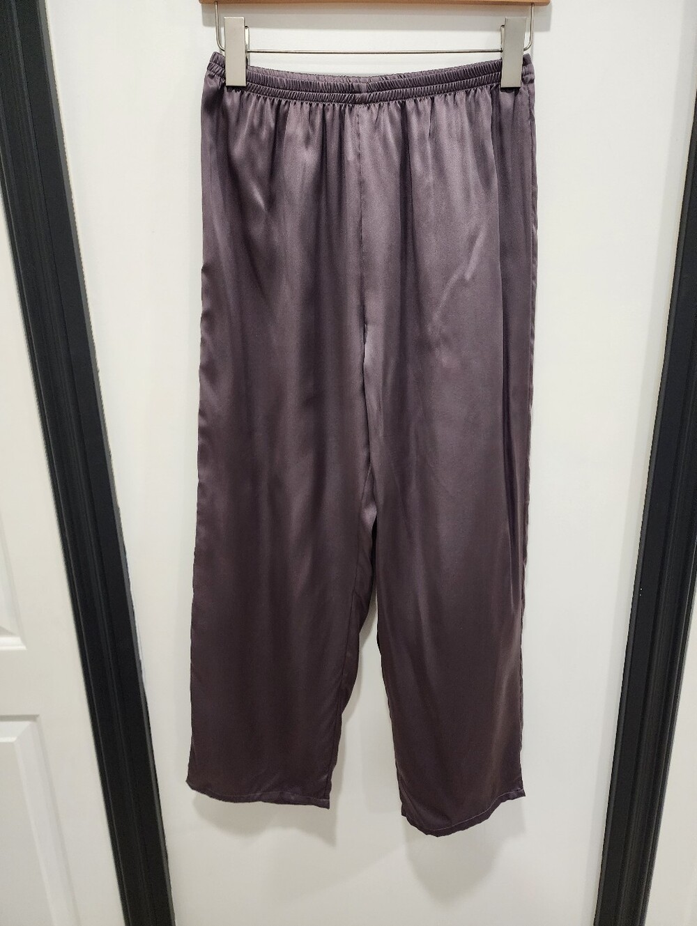 NWT SilkSilky 100% Silk Sleep Pants Cropped XS Purple Mauve Lounge Bottoms - Picture 13 of 16